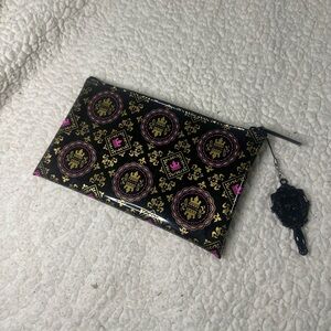 Elegant Black and Gold Pouch